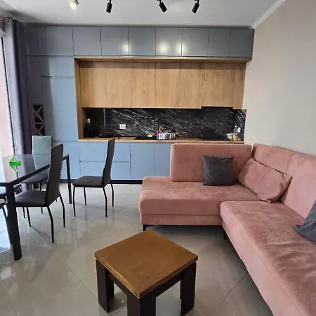 Tirent Apartment-modern Living Apartment *